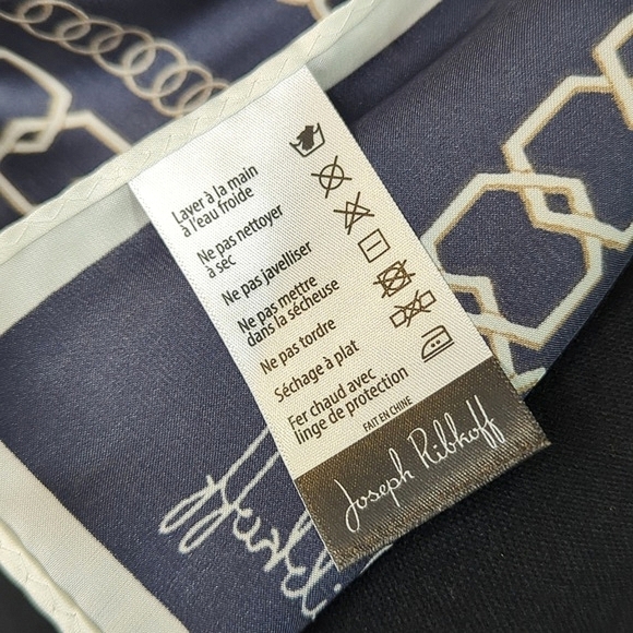 Joseph Ribkoff Scarf Gray Cream Modern Print Large Square Luxury Minimalist - Picture 9 of 12